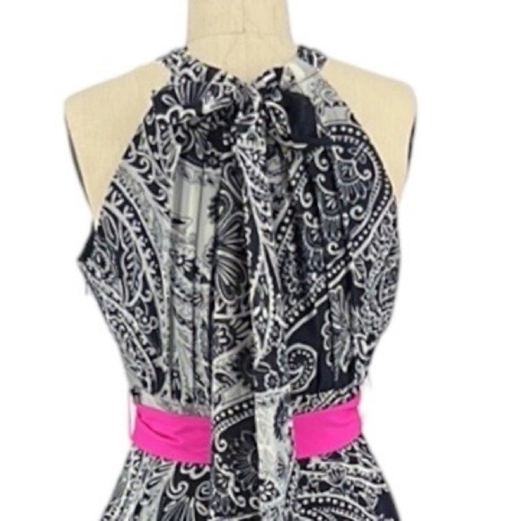 Eliza J Maxi Floral Halter Special Occasion Dress in Navy/Grey - 8 - Picture 6 of 9